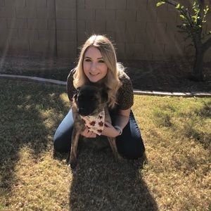 Meet your Posher, Natalie